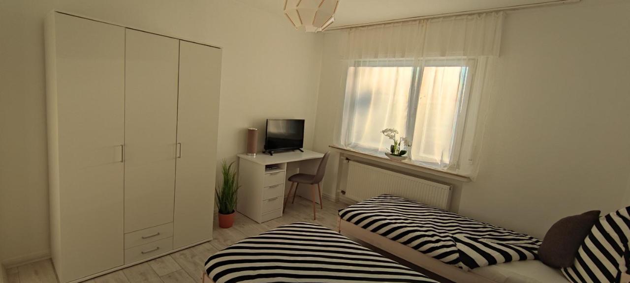 Schoene Und Optimal Gelegene Wohnung Weisskirchen Экстерьер фото